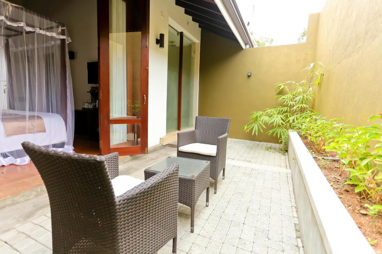 Swanee Grand Hotell Negombo Exteriör bild