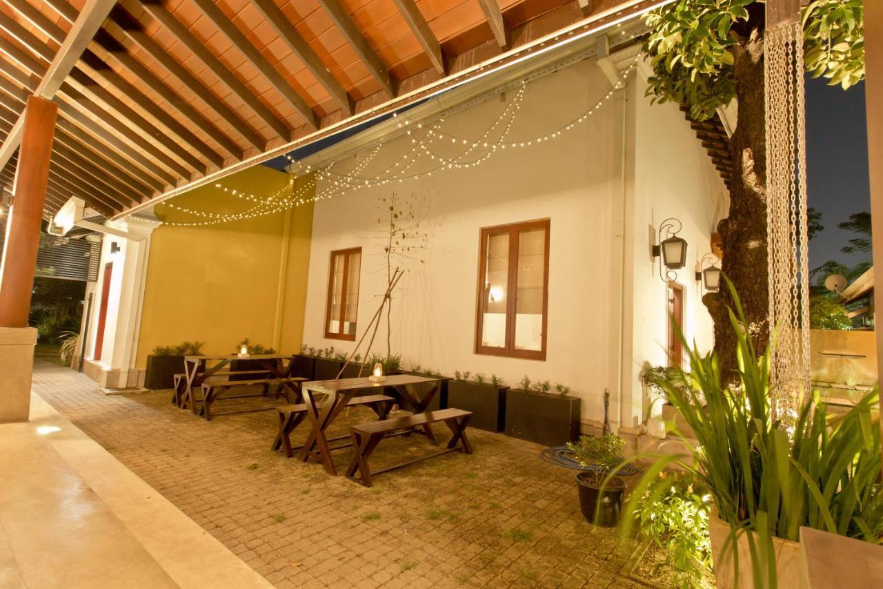 Swanee Grand Hotell Negombo Exteriör bild