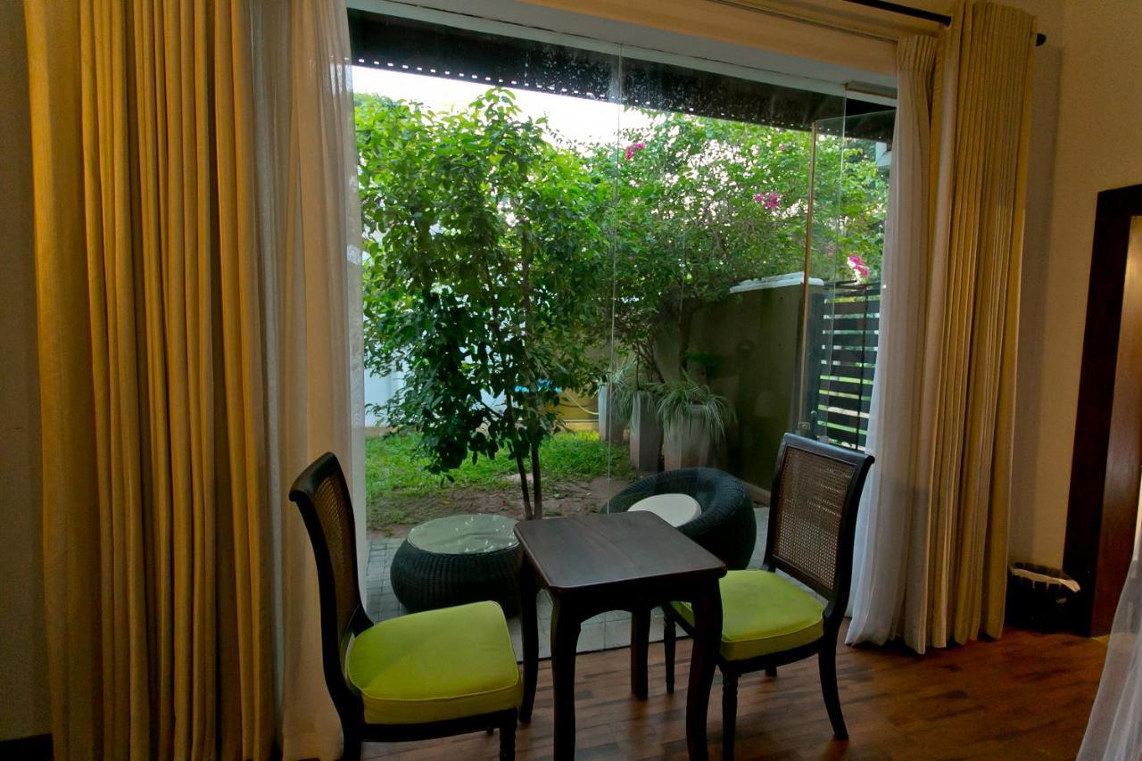 Swanee Grand Hotell Negombo Exteriör bild